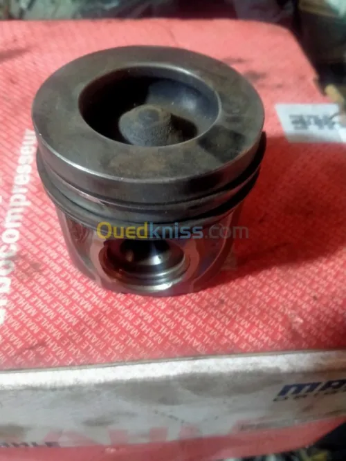 Vend piston avec segments pour Ranger 
