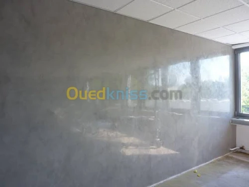 Peintures et placoplâtre