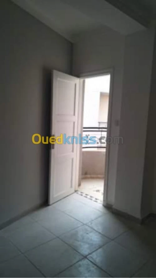 Location Appartement F3 Tipaza Kolea