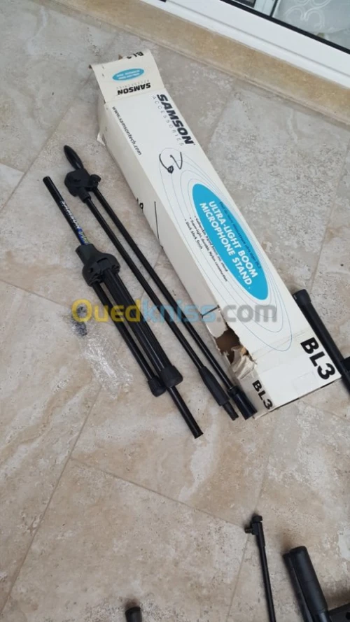 Piano, basse,trepieds,accordeon, ect.