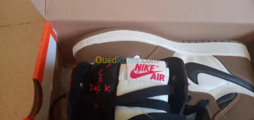 Air Jordan 1 Travis Scott high