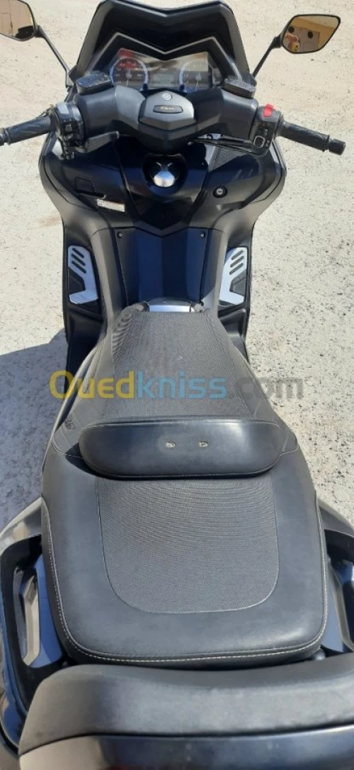 YAMAHA TMAX IRON2