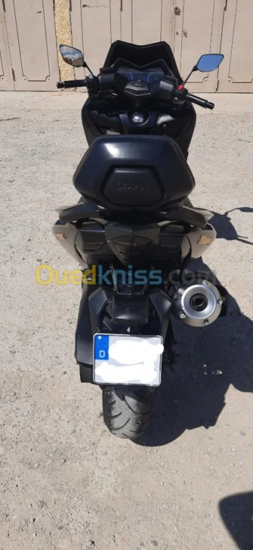 YAMAHA TMAX IRON2