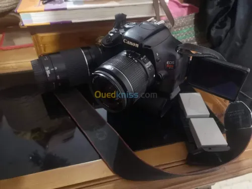 CANON D600
