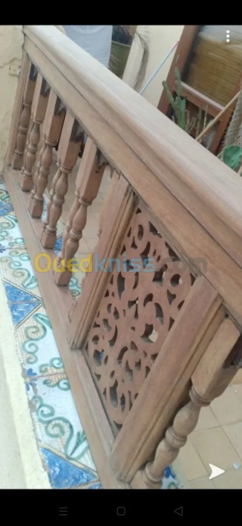 Reparation et peinture vernissage