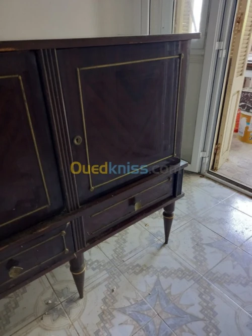 Reparation et peinture vernissage