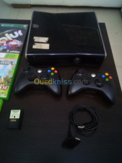 Xbox 360 slim 