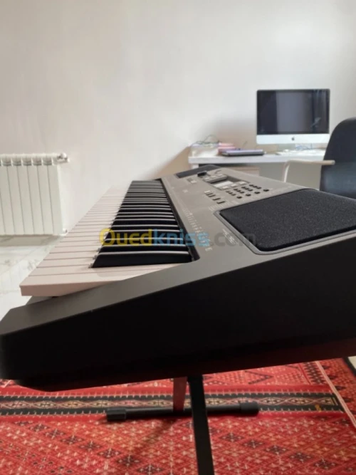 Piano yamaha professional 