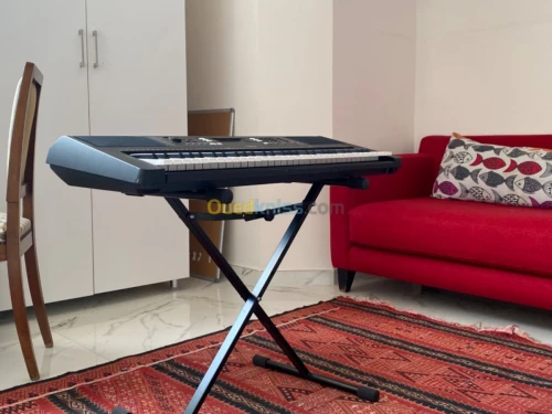 Piano yamaha professional 