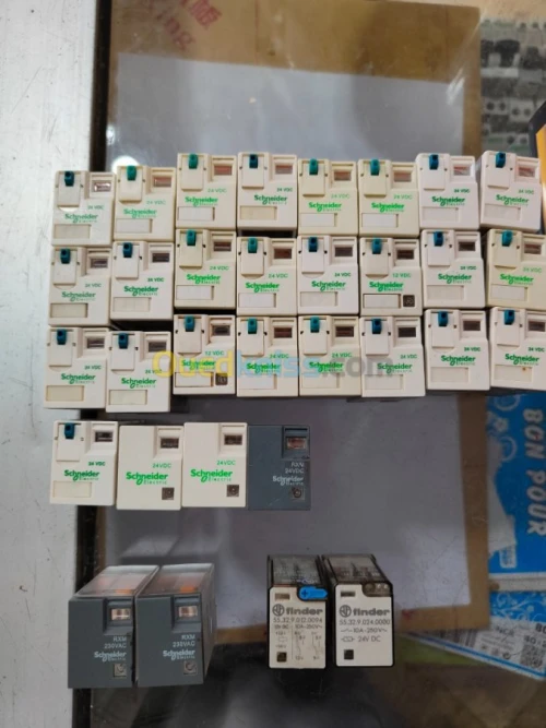 Relais mécanique 24v Schneider