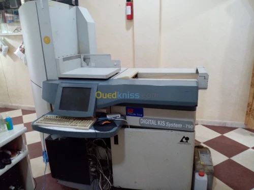 Labo photo kis 750