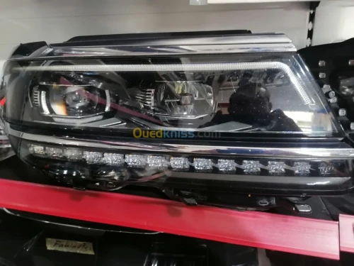 Phares/ optiques, phares, optiques