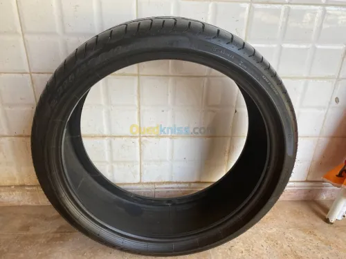 3 pneus Pirelli Pzero taille basse