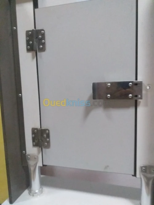 accessoires cabine sanitaire