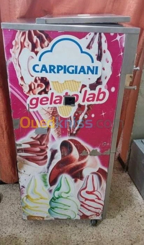 Machine de glace carpigiani 