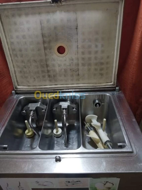 Machine de glace carpigiani 