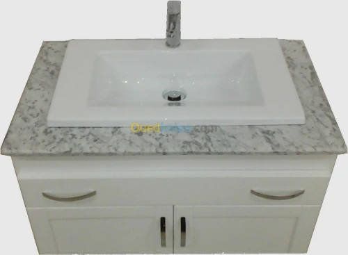 FABRICANT DE BAIGNOIRE 