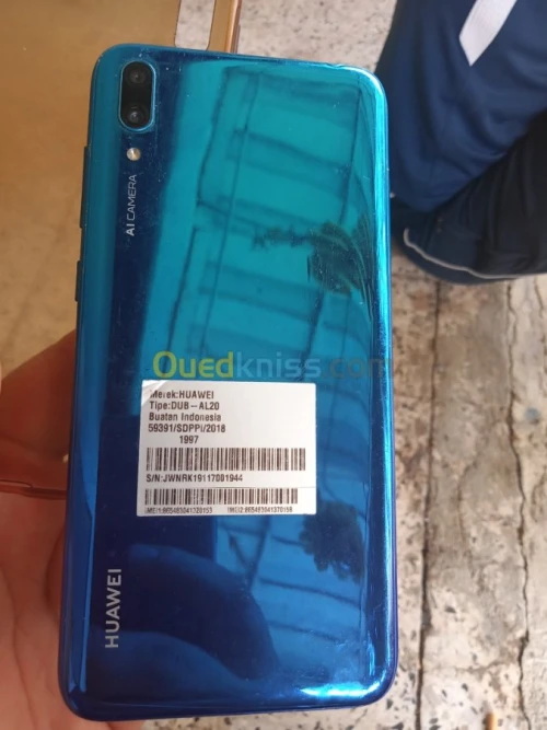 Huawei Y7 Pro (2019)