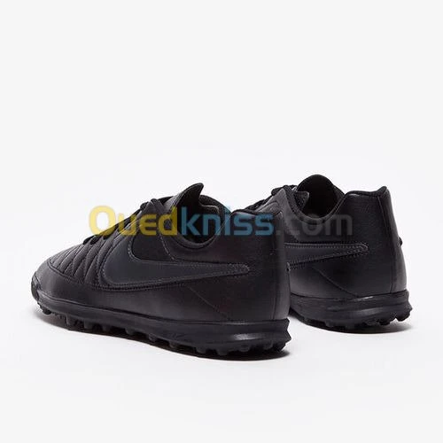 Nike soulier de foot Majestry TF - AQ7