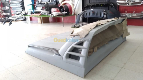 BAC À BENNE . FULL BOX. HARD TOP.COVER