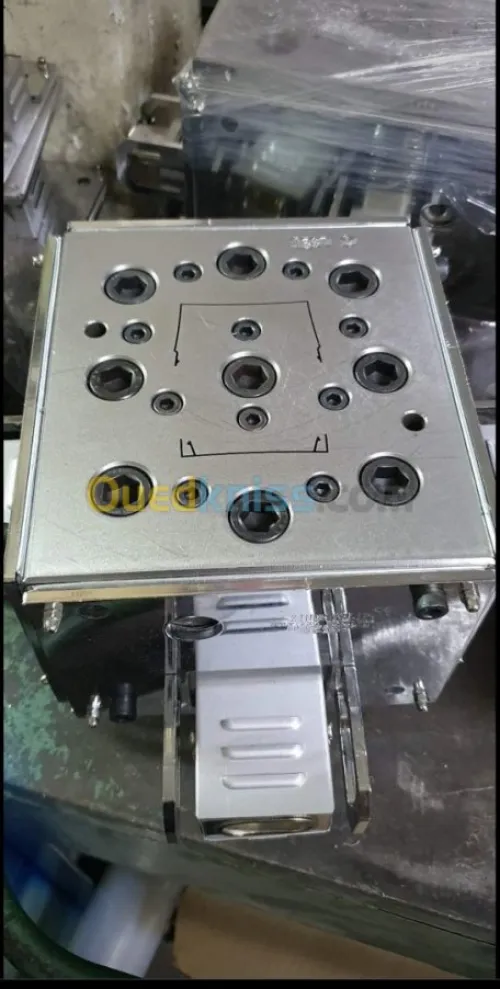 Moules extrusion, injection, soufflage