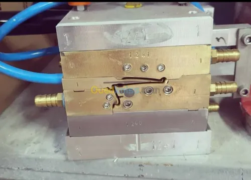 Moules extrusion, injection, soufflage