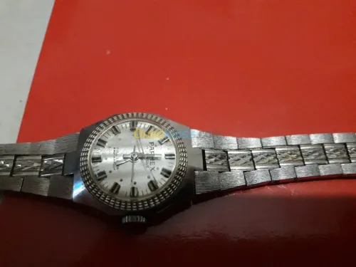 Montre (moteur suisse) 17 jewel parmex