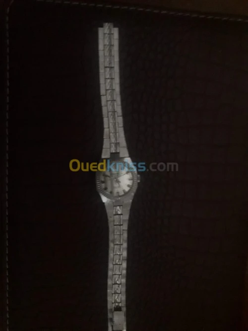 Montre (moteur suisse) 17 jewel parmex