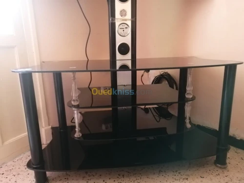 Table de télévision
