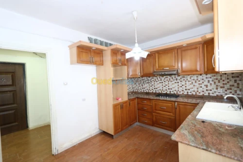 Location Appartement F3 Oran Bir el djir
