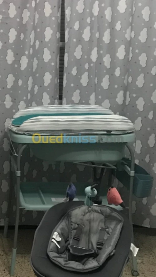 Table allongée avec baignoire chicco 