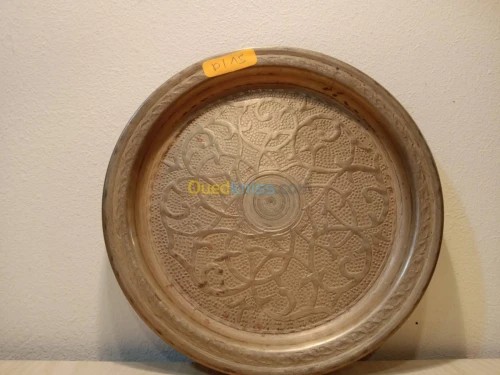 Divers plateaux orientaux snei cuivre 