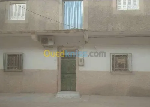 Vente Appartement F10 Tebessa Cheria