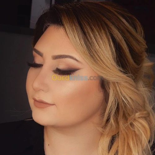 Maquilleuse et coiffeuse à domicile