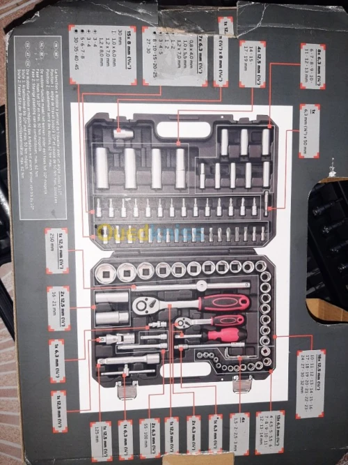 Valise à outils /set de clés à douille