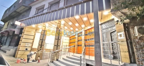 Aménagement , Habillage Des Façades 