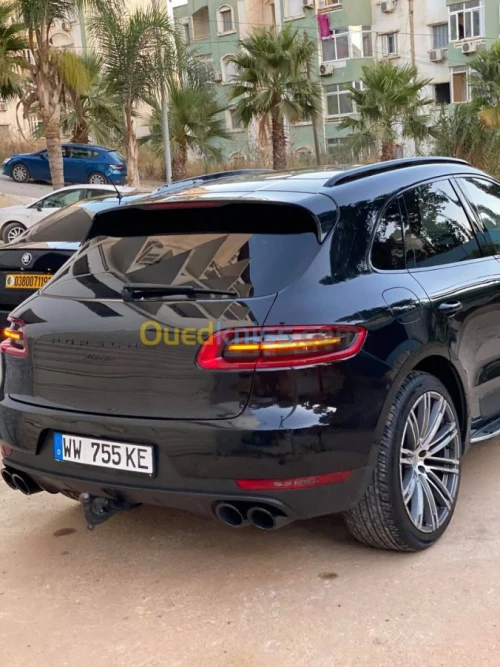 Luxury Car Rental Location de voitures