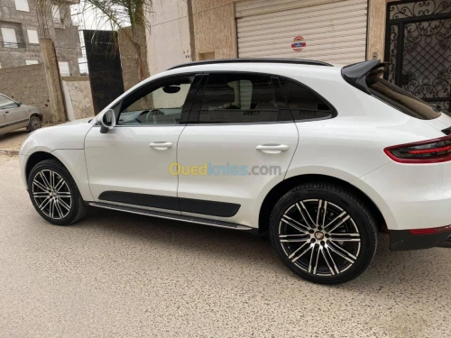 Luxury Car Rental Location de voitures