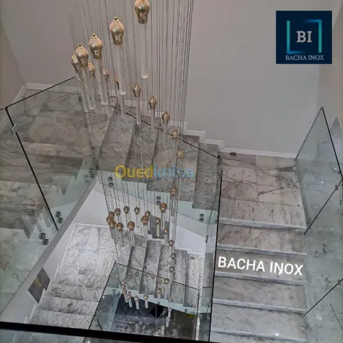 Rampe d'escalier en verre et en inox 