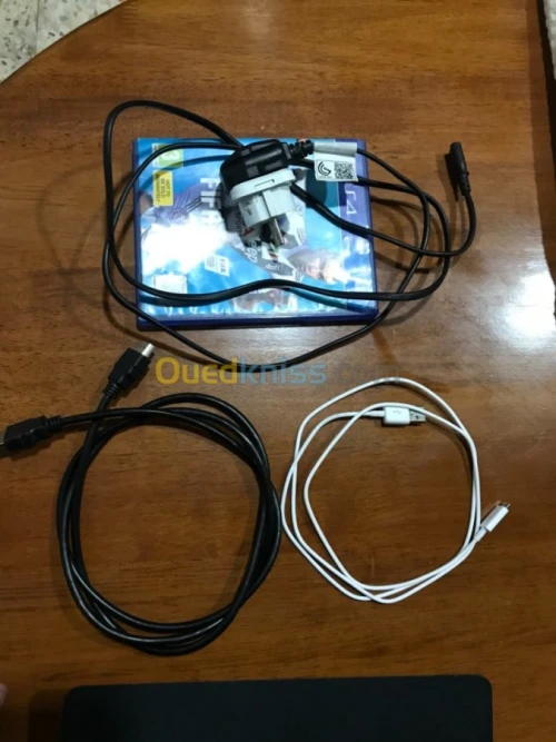 Ps4 slim 500GB