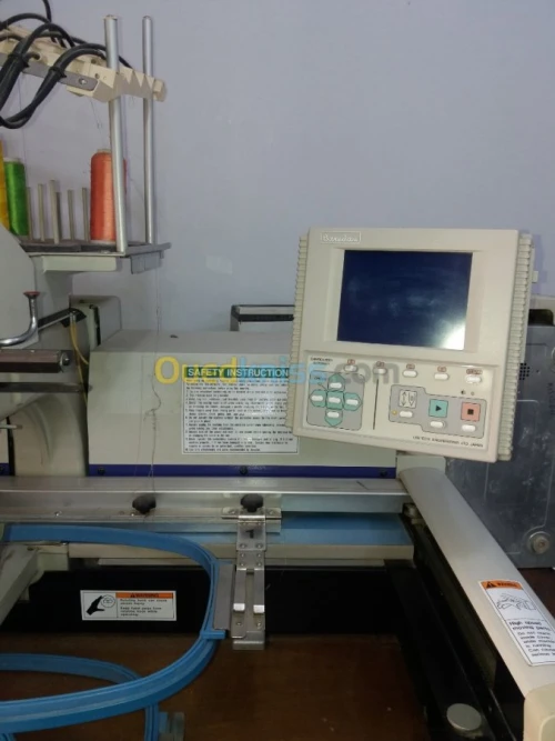 Machine broderie assistée Par PC