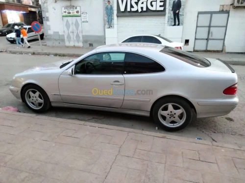 Mercedes Benz CLK 2000 