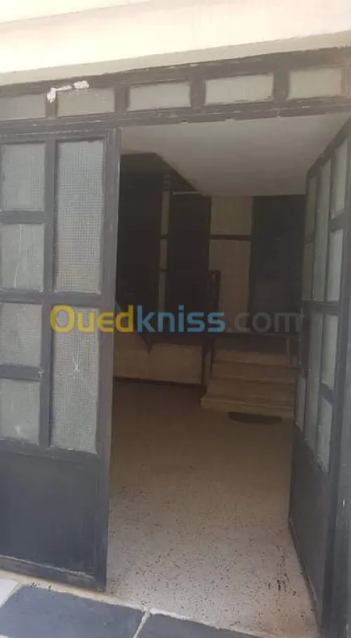 Echange Appartement F4 Oran Bir el djir