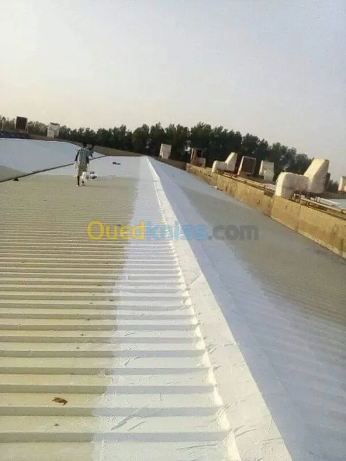 عزل واصلاح جميع الأسطح المتضررة من ماء