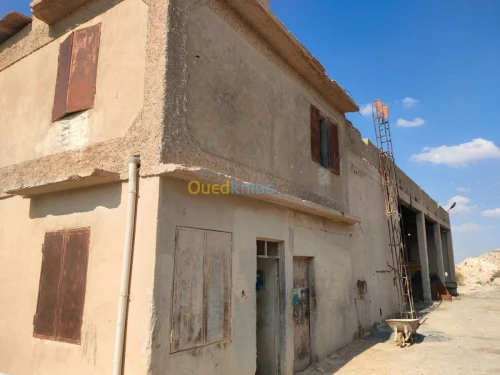 CARRIÈRE DES AGRÉGATS ET SABLE