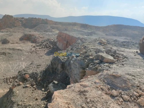 CARRIÈRE DES AGRÉGATS ET SABLE