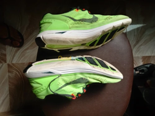 Chaussure Nike lunarglide +5. 