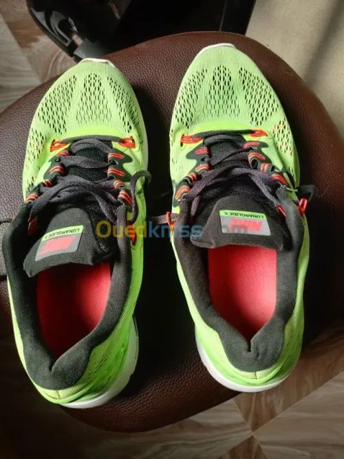 Chaussure Nike lunarglide +5. 