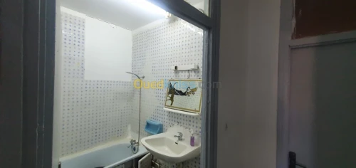 Location Appartement F4 Annaba Annaba