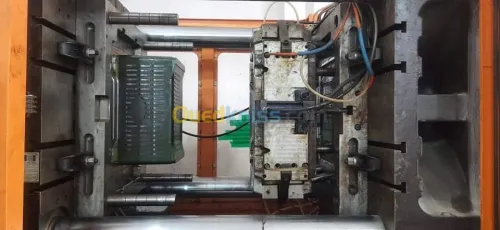 تحويل وصناعة الصناديق البلاستيكية 